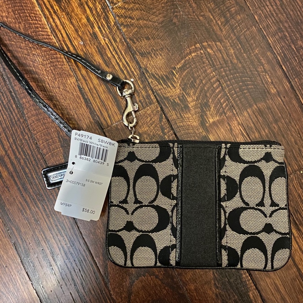 COACH WRISTLET *BRAND NEW W TAGS*